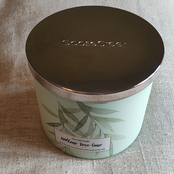 GOOSECREEK CANDLE: Willow Tree Lane - Picture 1 of 9